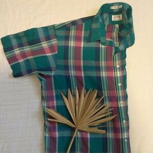 Men's big size plaid button-down shirt